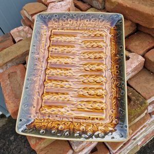 Franse keramieken aspergeschaal